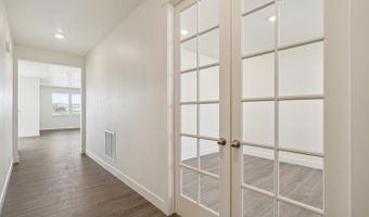 1847 Chaffee Crest Dr, Berthoud, CO 80513