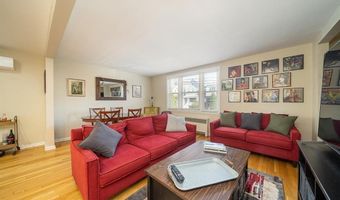 118 W 46TH St, Bayonne, NJ 07002