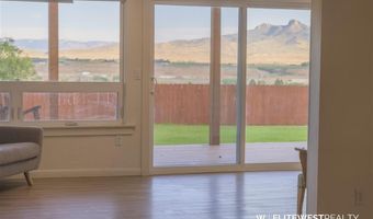 2513 Newton Ave, Cody, WY 82414