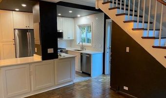 3372 GUNSTON, Alexandria, VA 22302