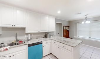 136 Westlake Dr, Brandon, MS 39047