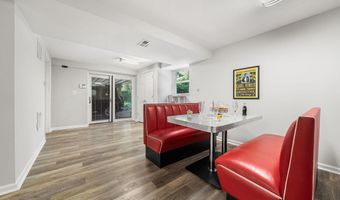 3843 30TH St N, Arlington, VA 22207