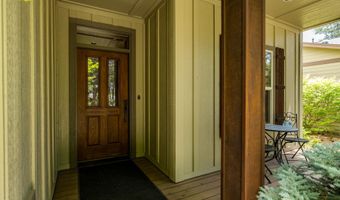 60836 Yellow Leaf St, Bend, OR 97702