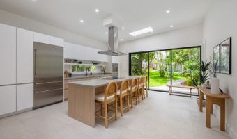 223 Lanipo Dr, Kailua, HI 96734