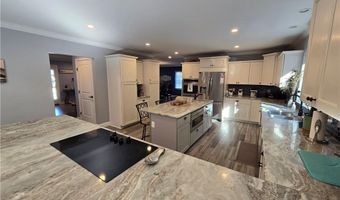 27 Rosedale Ave, Barrington, RI 02806