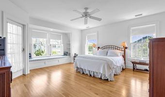 634-640 East Ave, Bay Head, NJ 08742