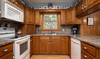 917 Sunrise Beach Dr, Amery, WI 54001