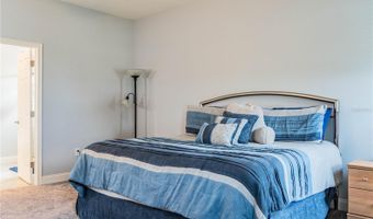 261 WALKERS POINT Dr, Auburndale, FL 33823