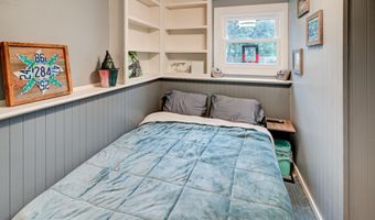 120 St Albans Ave, Madison, WI 53714
