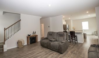 1179 Misty Creek Dr, Aberdeen, NC 28315
