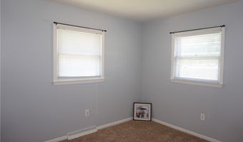 1037 Elk Dr, Ashtabula, OH 44004