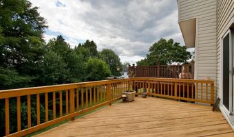 5236 BALLYCASTLE Cir, Alexandria, VA 22315