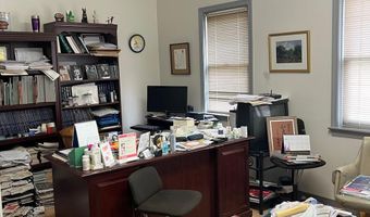 5041 BACKLICK Rd 5041-B, Annandale, VA 22003