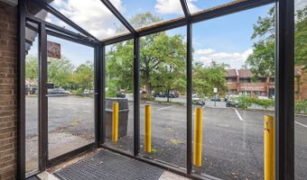 4200 DANIELS Ave, Annandale, VA 22003