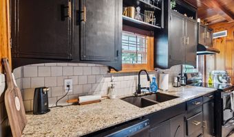 80 E Shore Dr, Arcadia, OK 73007