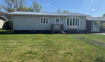 613 Vera St, Bottineau, ND 58318