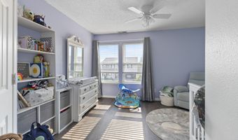 6608 Sonesta Dr, Indianapolis, IN 46217