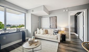 800 4TH St SW S717, Washington, DC 20024