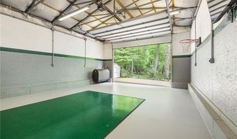 210 Keach Pond Dr, Glocester, RI 02814