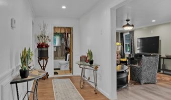 3231 Sardis Lake Dr, Batesville, MS 38606