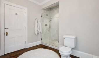 75 W Broadway, Bangor, ME 04401