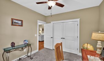 14 Wood Path Ln, Arden, NC 28704