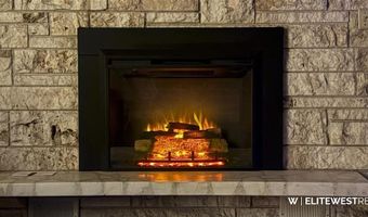 30 N Division St, Cowley, WY 82420