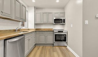 1033 5TH St NE A, Washington, DC 20002