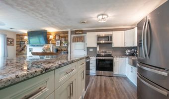 19201 Moulin St, Abingdon, VA 24210