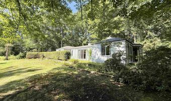 84 Brook St, Chesterfield, NH 03466