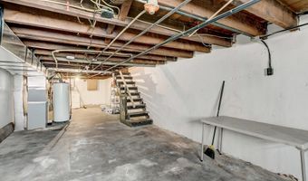806 S CLINTON St, Baltimore, MD 21224