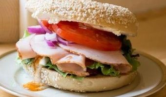 909 BOSTON NECK Hl, Narragansett, RI 02882