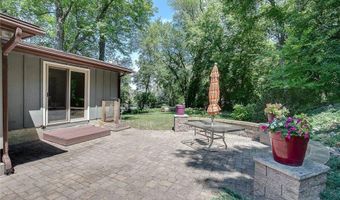 6 Dellwood Ave, Dellwood, MN 55110