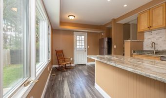 39 Neillian St 39, Bedford, MA 01730