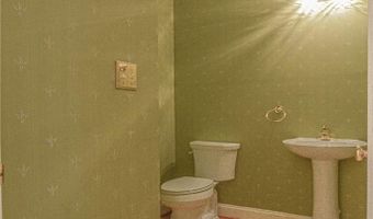 162 N Hiddenbrooke Dr, Advance, NC 27006