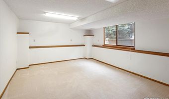 1660 Emerald St, Broomfield, CO 80020