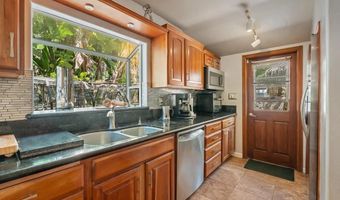 10880 Hess Dr, La Mesa, CA 91941