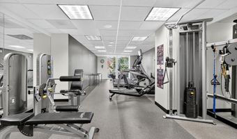 6820 WISCONSIN Ave 4006, Bethesda, MD 20815