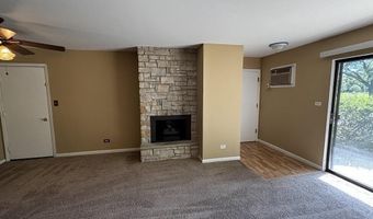 835 S Dwyer Ave A, Arlington Heights, IL 60005