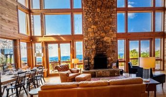 200 Summit Ledges Ln, Banner Elk, NC 28604