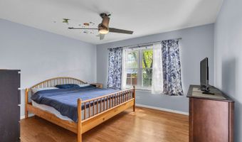 1911 Ozark Pkwy, Algonquin, IL 60102