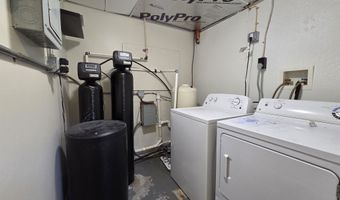 92 Chester Tpke 1St Floor, Auburn, NH 03032