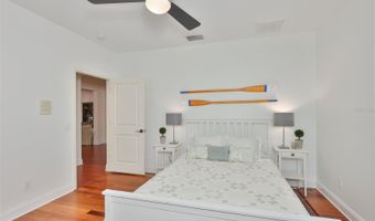 5318 LOON NEST Ct, Apollo Beach, FL 33572