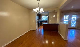 4061 S FOUR MILE RUN Dr 301, Arlington, VA 22204