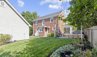 2501 Kessler Blvd E Dr, Indianapolis, IN 46220