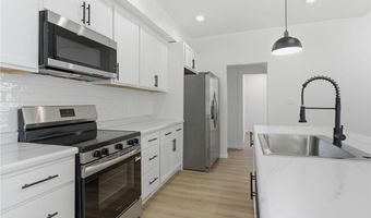 611 3rd St NW, Austin, MN 55912