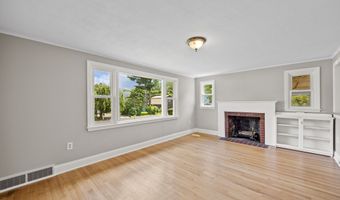27 Lathrop Dr, Coventry, CT 06238