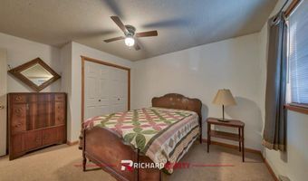 16 Caddis Ln, Cody, WY 82414