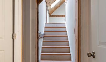 71 Eagle Peak Rd, Brookfield, VT 05060