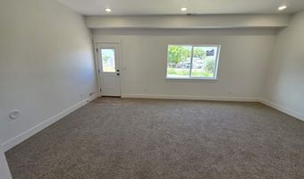 1897 Brynwood Ave, Chubbuck, ID 83202